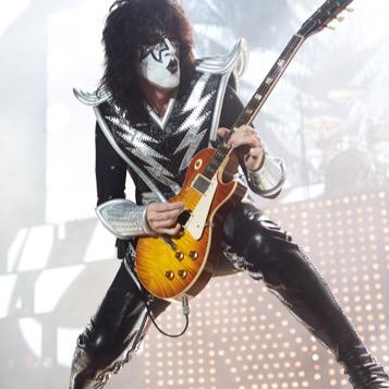 OuttaThisWorldT's profile picture. @tommy_thayer is seriously the greatest guitarist EVER and he is a legend. TOMMY & KISS IS EVERYTHING TO ME.(10/19/2013,2/27/2015,3/1/2015, 3/3/2015)
