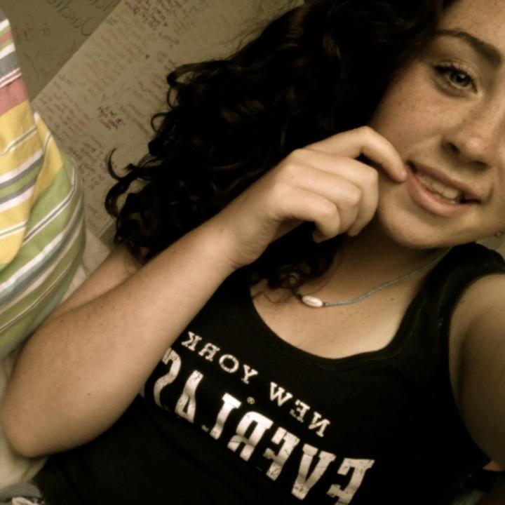 Itz_Tahlia's profile picture. Im an aussie girl- Music and skateboarding is my passion- everyone is unique in there own way- love not hate- Haters be hatin'