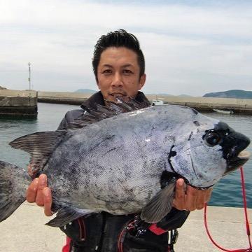焼肉 大ちょうちん On Twitter 実行委員長こと 千田春彦 本日は完全offにします 家族と過ごします O 21日 木 19 30 会長会議反省会 秋のブロック大会に向けての対応について 正副実行委員長プラス部会長会議開催 場所 大ちょうちん