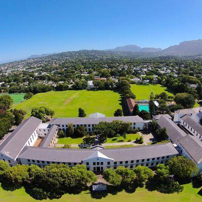 South African College High School was established in 1829. It is the Oldest School in South Africa and has 840 pupils, of which 140 are boarders.