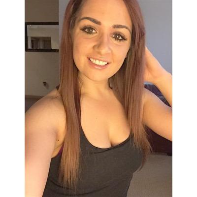 nikkidufva's profile picture. 