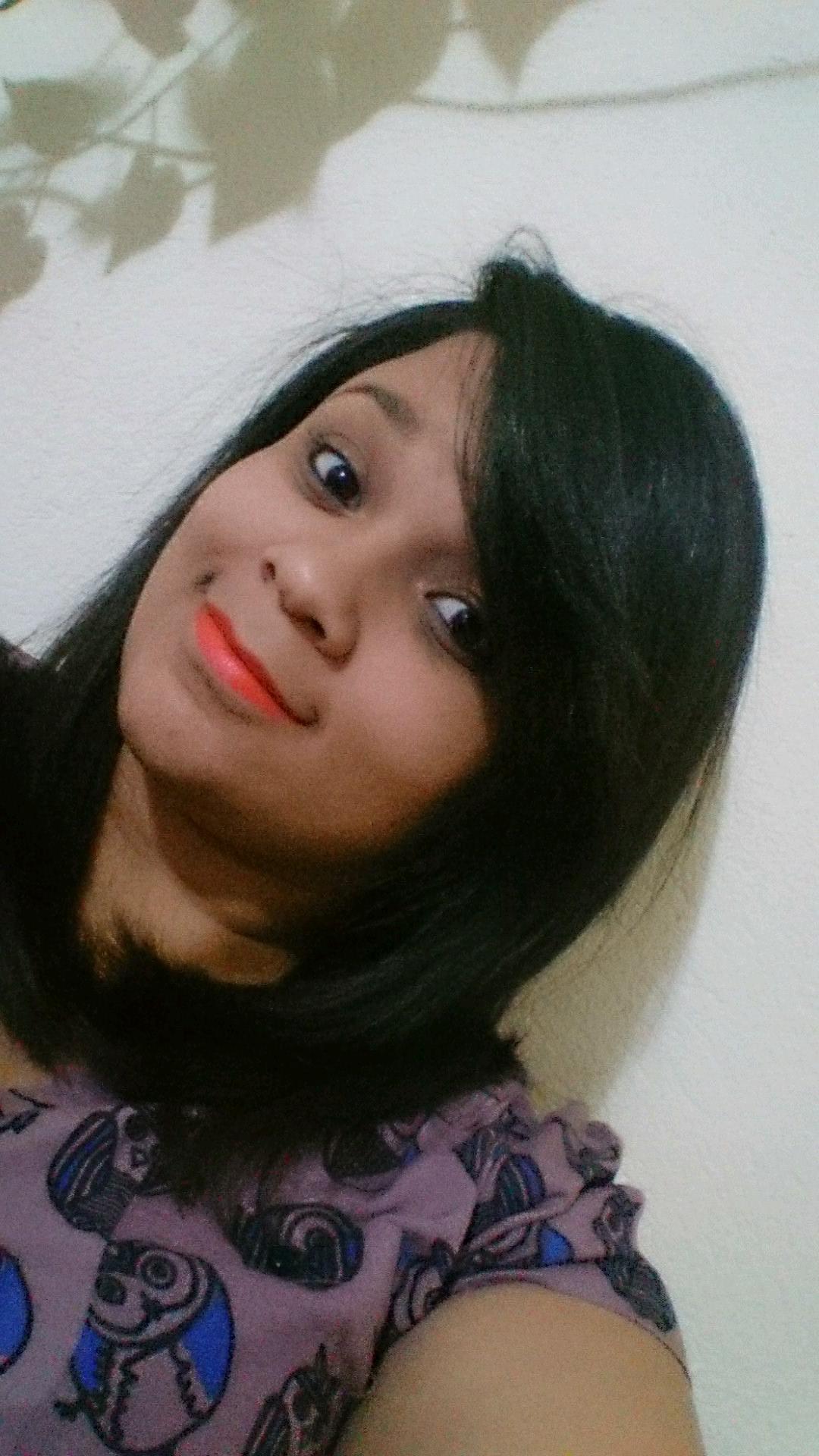 Quem sou eu? A alegria de quem me ama, a tristeza de quem me odeia e a acupação de quem me inveja! *-*
