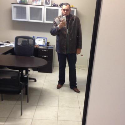 Alejand45763408's profile picture. 