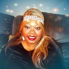 MichelleRG777's profile picture. Internet Marketer for Avon