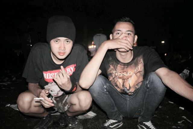 it's never stopped before stepping,
 thank you for giving me so much 
 love comfort&peace ♛ | \m/etaL of INDONESIAN
