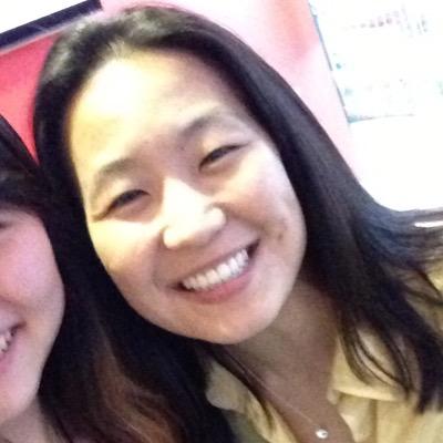 mikennapk's profile picture. mikenna backwards