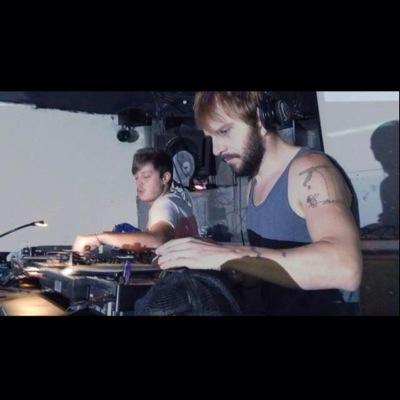 http://t.co/VYvwnbm5xN

http://t.co/ECQ0QXFCfg

http://t.co/5TGLBqACrm

Live+Traktor+Korg Electribe+Vinyls