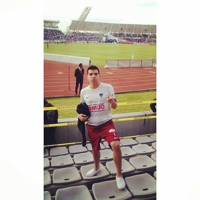 Futbolista Semiprofesional . Todo Lo Puedo En Cristo Que Me Fortalece. † ⚽️ https://t.co/JbwZy1pqXP
