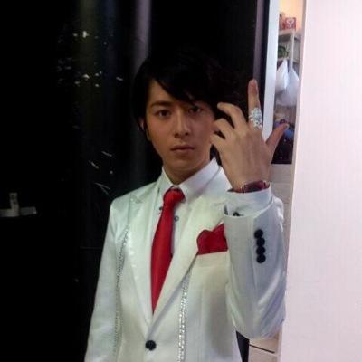 リャンミャン みーーーんなの視線をいただキンキンっ キンキンこと岡野金右衛門です O O リャンミャン みーーーんなの視線をいただキンキンっ キンキンこと岡野金右衛門です O O