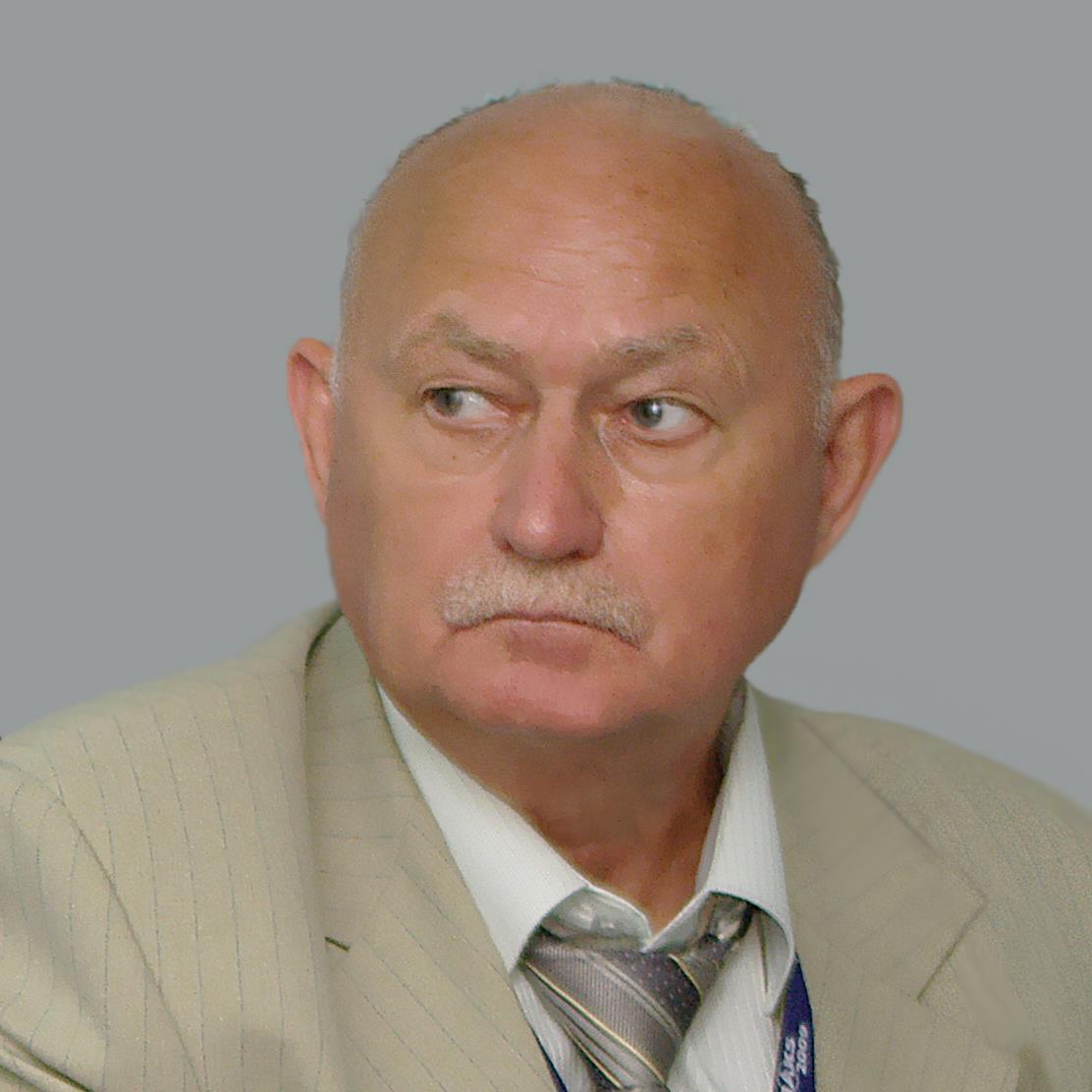 Изданы: «Москва-Пересыпь», «Крутой вираж...» и др. Лауреат Нац. Лит. премии Союза писателей России Щит и меч Отечества 1914 г.  (очерки: Од
