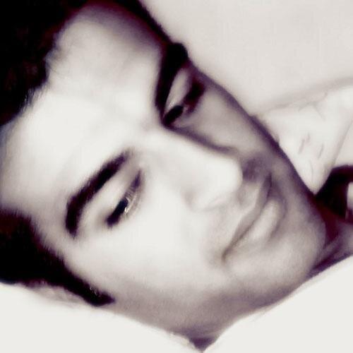 HO5EIN's profile picture. به رفتنی‌ها بگید هیچوقت نیان