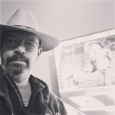 Comunicologo, productor de tv,fotógrafo,#CM, orgullosamente #Uruapense #ICDV #UAMX
