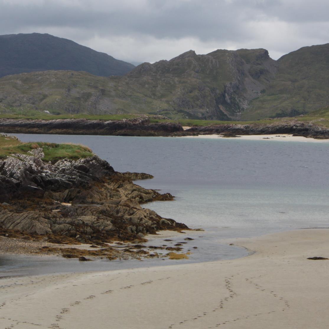 cultural geographer interested in landscape in writing, art, performance etc. enjoy ghost stories. sort of Irish. all posts personal.