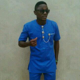 akintinludamila's profile picture. Song writer, singer, works with MobileFood caterering outfit.