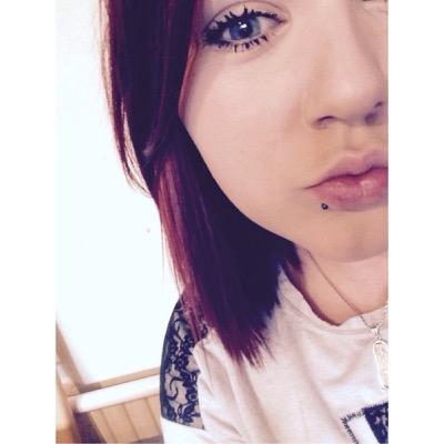 herro_its_keely's profile picture. 