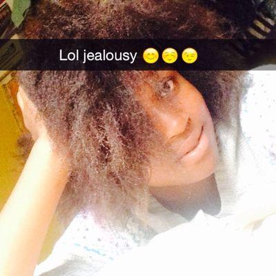 rebevkx's profile picture. in a room full of dancers