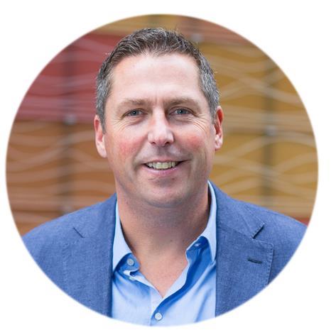 Founder Vectrix - Entrepreneur & Business Angel.