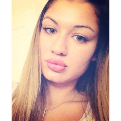 Maria79021960's profile picture. 