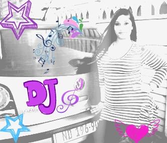 I'm always keen on making new friends and having a good time. I'm adventurous and always up for a good challenge. That's just me!   #OneLove ♥