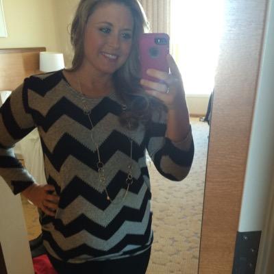 Jenalexander13's profile picture. 