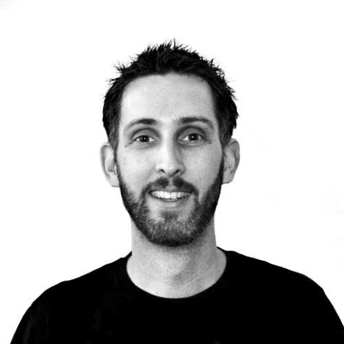 Usability / UX Researcher. YouTuber & Videographer (#ihearttheweakerthans). Trail runner. Collector of colorful punk rock vinyl & designer socks. Tilburg.