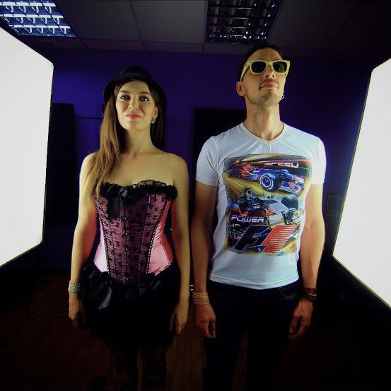 We like to combine high level academic violin technique and wall-breaking guitar drive with modern EDM sound.