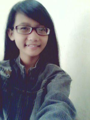 I'm Always Happy and Always Keep Smile .. Sipiit KechiiL.. ({})