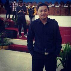 umam_supersic's profile picture. 