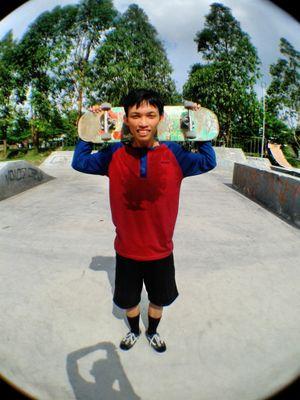 WildanAdi5's profile picture. everyone wents to be happy. nobody wants to be pain. but, you can't have a rainbow without any rain :)