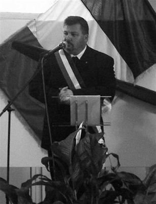 1°adjoint au maire de #GLAGEON / cadre territorial / ancien capitaine de sapeurs pompiers volontaires.
Mes tweets n'engagent que moi.