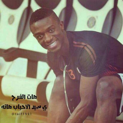 ي اسمر :-*تاه قلبي في هواه