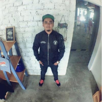 gatot_dadon's profile picture. positive mind | work hard | have fun | no drama | familyfriendsforever | @DamageDoneBDG | music addict | Body Combat | enjoy #TravelWerk