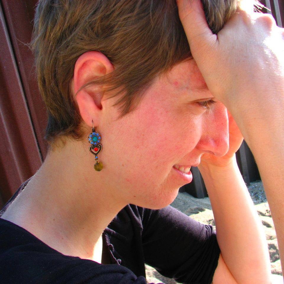 sarahca1's profile picture. Lover of stories, community building, local lakes and rivers. Organizer of Kitchener lantern walk. Writing masters thesis while changing diapers.