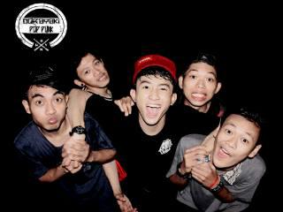 We are of the pop punk DORAYAKI stand and fight since the year 2013 cp:@sipoyyyy / pin:54FDDF60