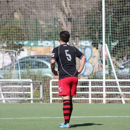 16 añitos, actualmente jugador de UD Pino Montano, me gusta lo que me encanta y me encanta lo que me gusta