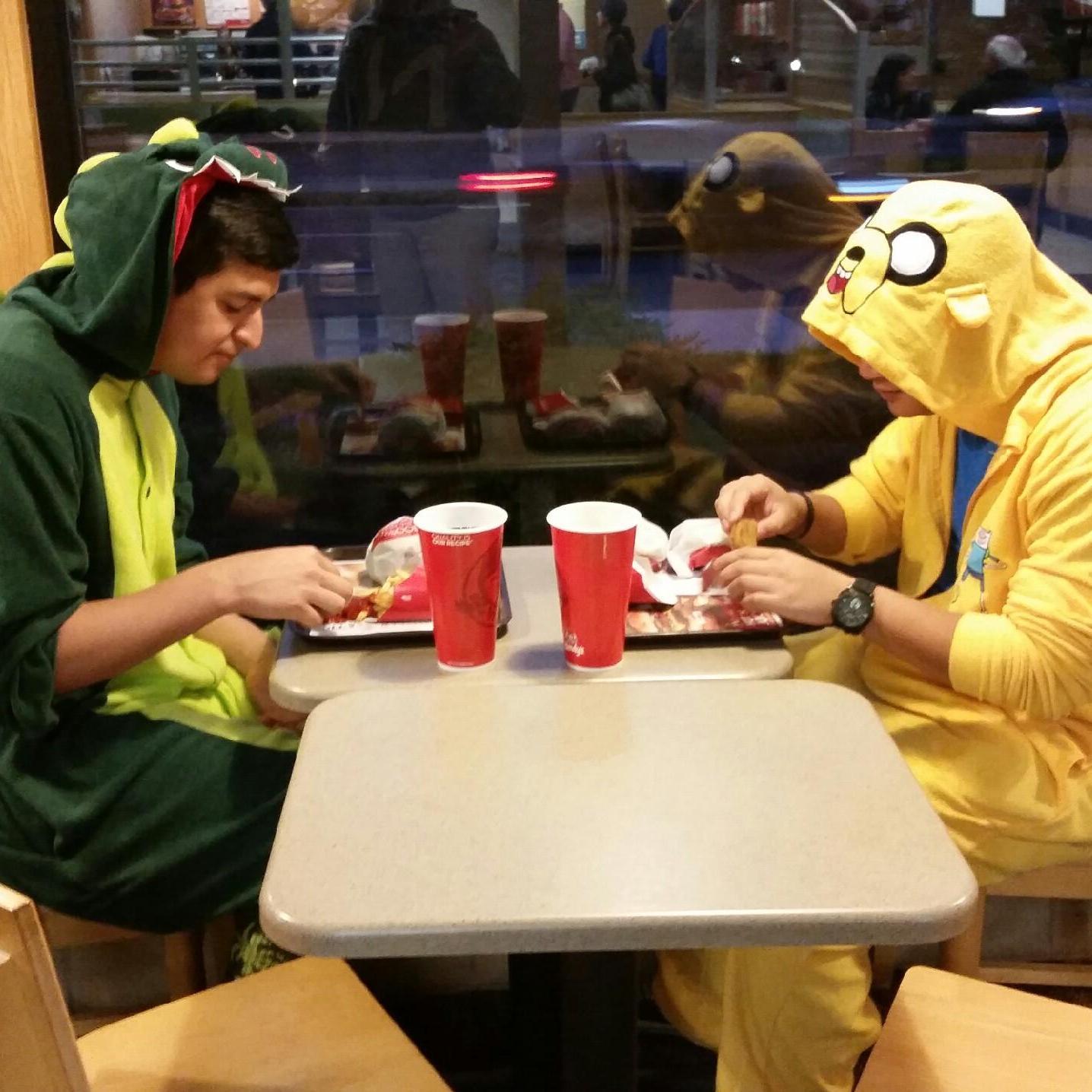 NolanGonzalez's profile picture. I like to learn stuff.