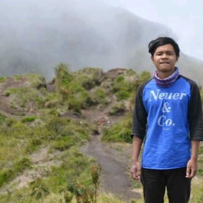 Universitas Muhammadiyah Yogyakarta | Manajemen Entrepreneur'13