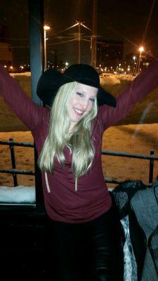 JessDesrosiers9's profile picture. 