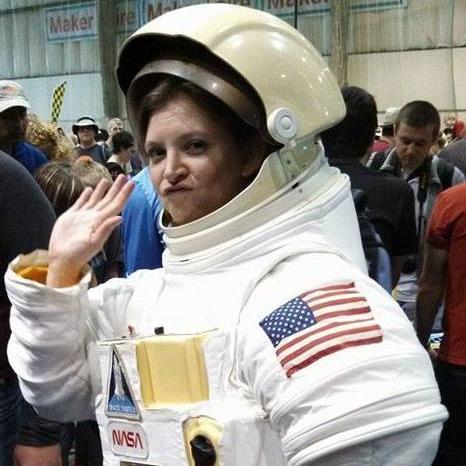 sciencejes's profile picture. Jes-ka is a science evangelist. BS in Physics. Loves educating. Raised in the Cosmos/3-2-1 Contact era. Bill Nye & Carl Sagan Fangirl.