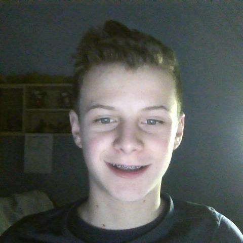 bin immer online. Täglich neue Viedeos auf youtube mein Kanal findest hier drunter. Würde mich sehr freuen wenn du vorbeischaust! :D