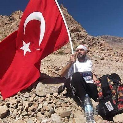 Mukaddes davalarda ölüm bile güzeldir.