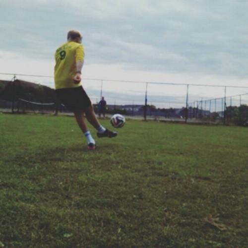 I play video games on the interweb, I sometimes stream GTA V and Fifa on my Twitch. Console is PS4. Come down and chill out at http://t.co/JHO1IlV27Z.