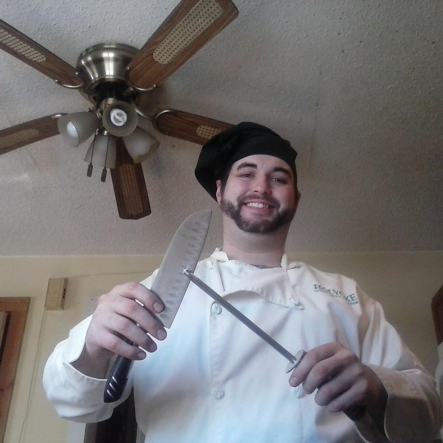 hogansfoodtruck's profile picture. been cooking in a kitchen since I was 14 and I fell in love with how I made people feel just by enjoying something I made with heart and passion.