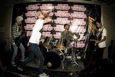 Official twitter Meettalent Jakarta Hardcore | our members : @yohanessilalahi as Front Man @anielbadjeber as Guitar @adityaagungp as Bass @panggahpunch as Drums