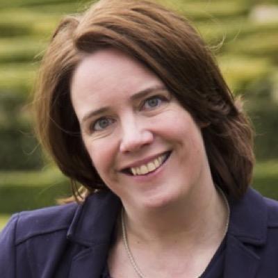 HR*recruiter*HRD*mama van 2*ambitie*koken*golf*work hard, work smart* sport*lezen* fantaseren* dromen*wijn*zon*hardlopen