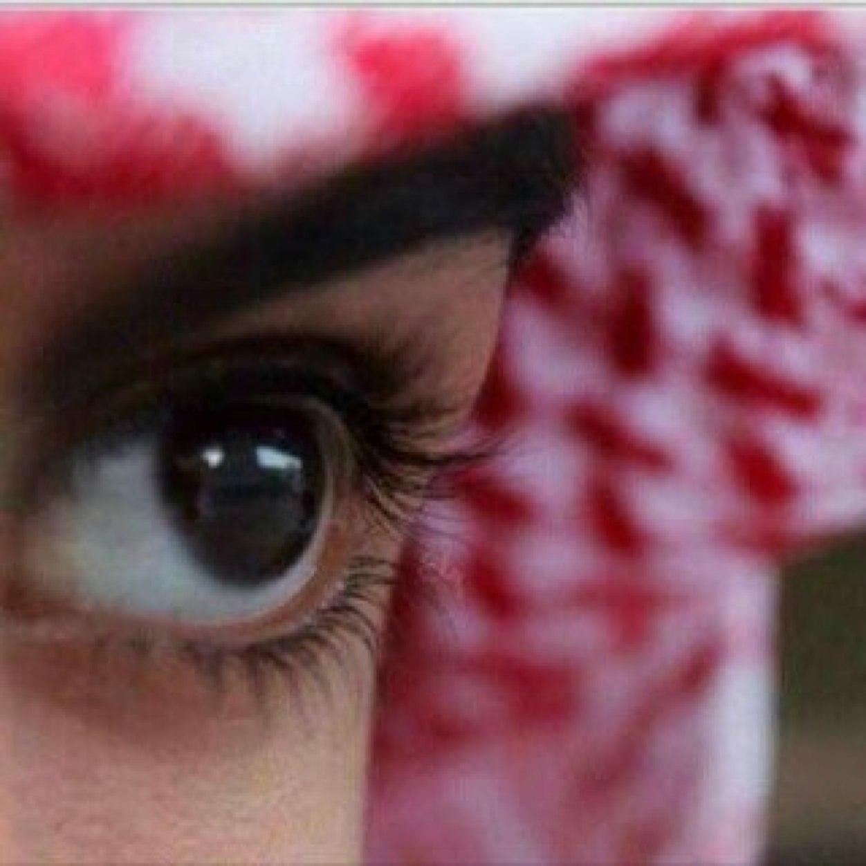 ‏ربّي أنثِر السعَادة لِمن أسَعدني بِكلمْه أوُ بفعّل ,أو لمن دعَىّ لي بّظهر الغيب َ* ،