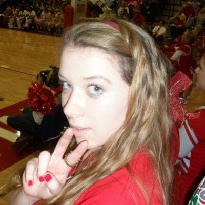 malpalgalololol's profile picture. mallory dennis is numba 1 stunna