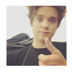 FOLLOW @kxssmehemmo
