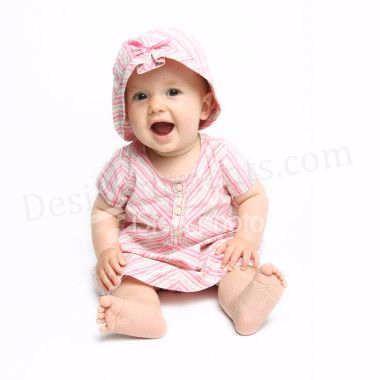 My mama is Emma and my papa is Killian. I'm the littlest piwate in Stowybwooke!