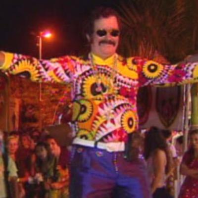 Odeio gente Jeca. Não suporto novo rico. Sou Chic. Tenho berço. Maldoso, mas sincero.